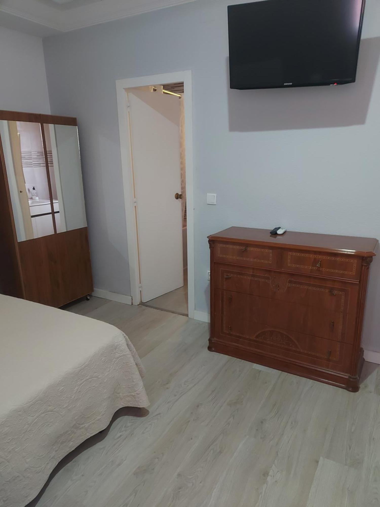 Hostal Fuente Del Pino Jumilla Ngoại thất bức ảnh